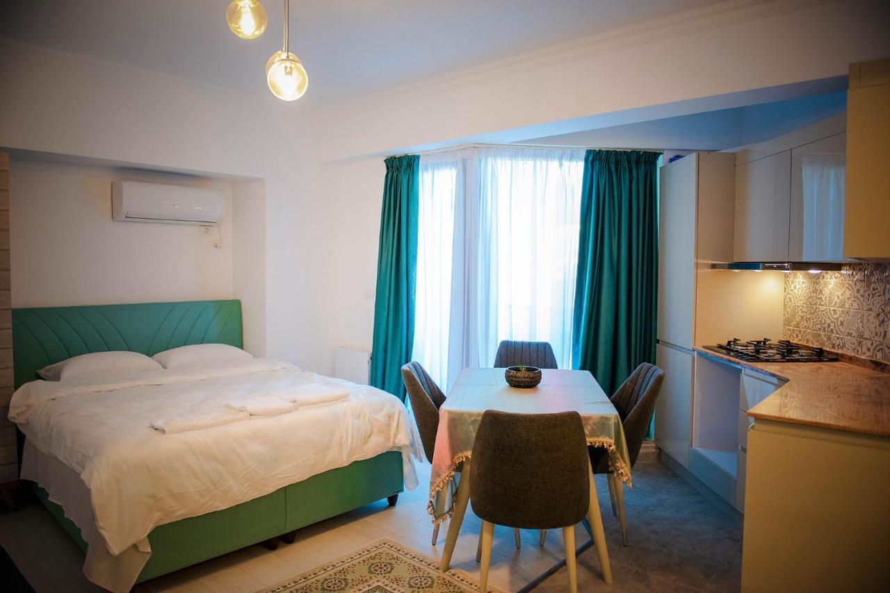 Konak Solid Residence Mamaia Butoaie 马马亚 外观 照片