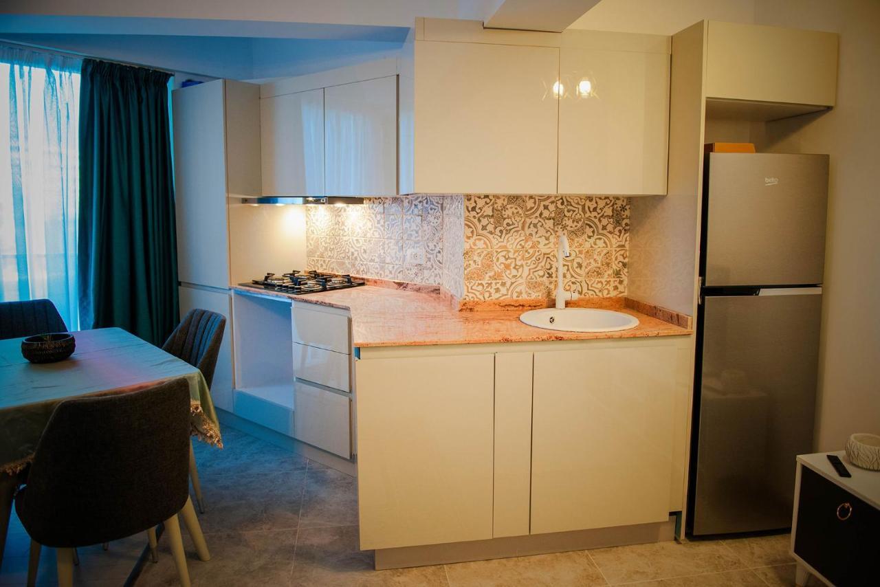 Konak Solid Residence Mamaia Butoaie 马马亚 外观 照片